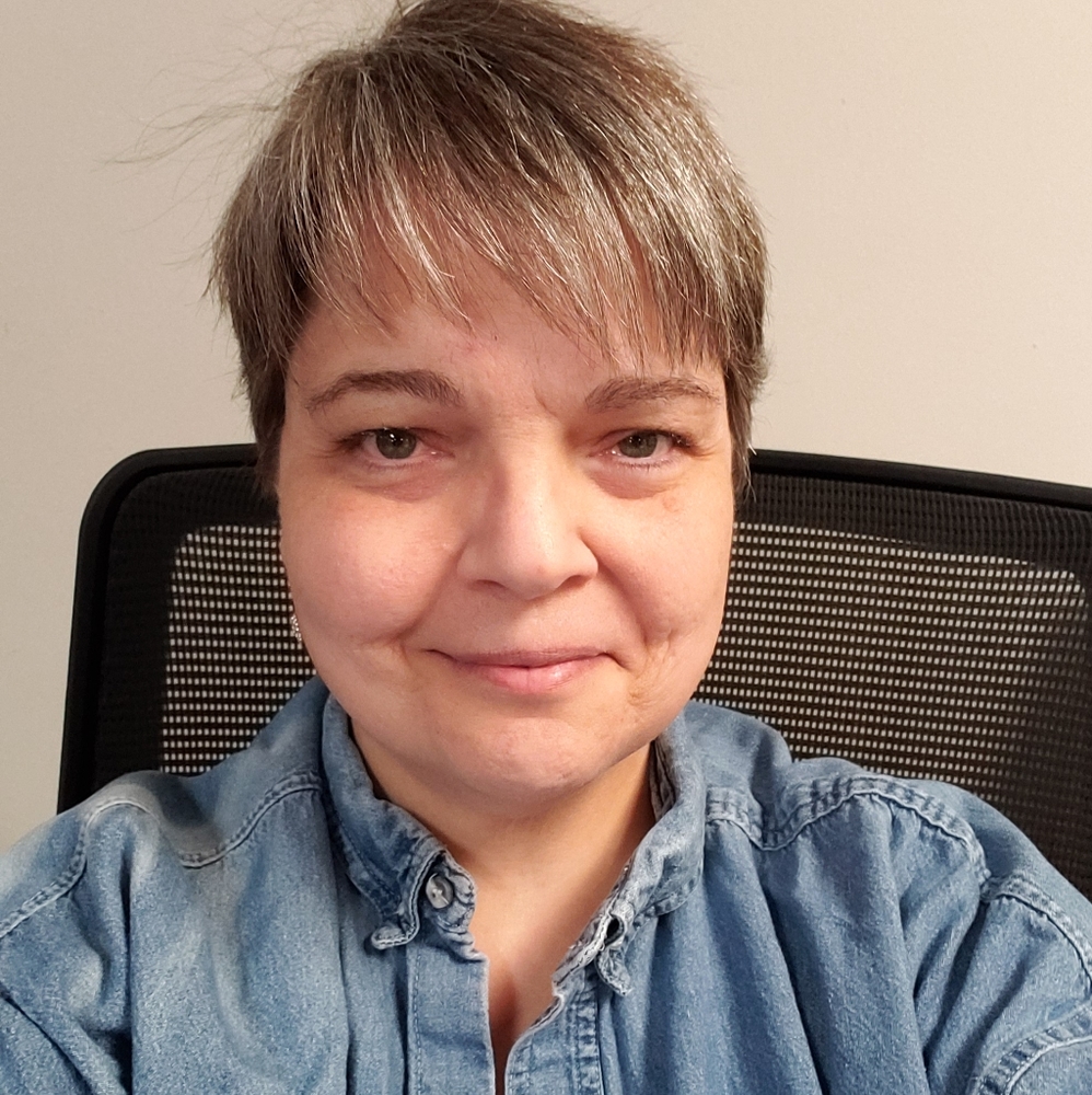 Meet your Posher, Cris